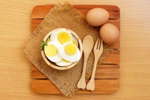 Cách ăn trứng luộc giảm cân hiệu quả